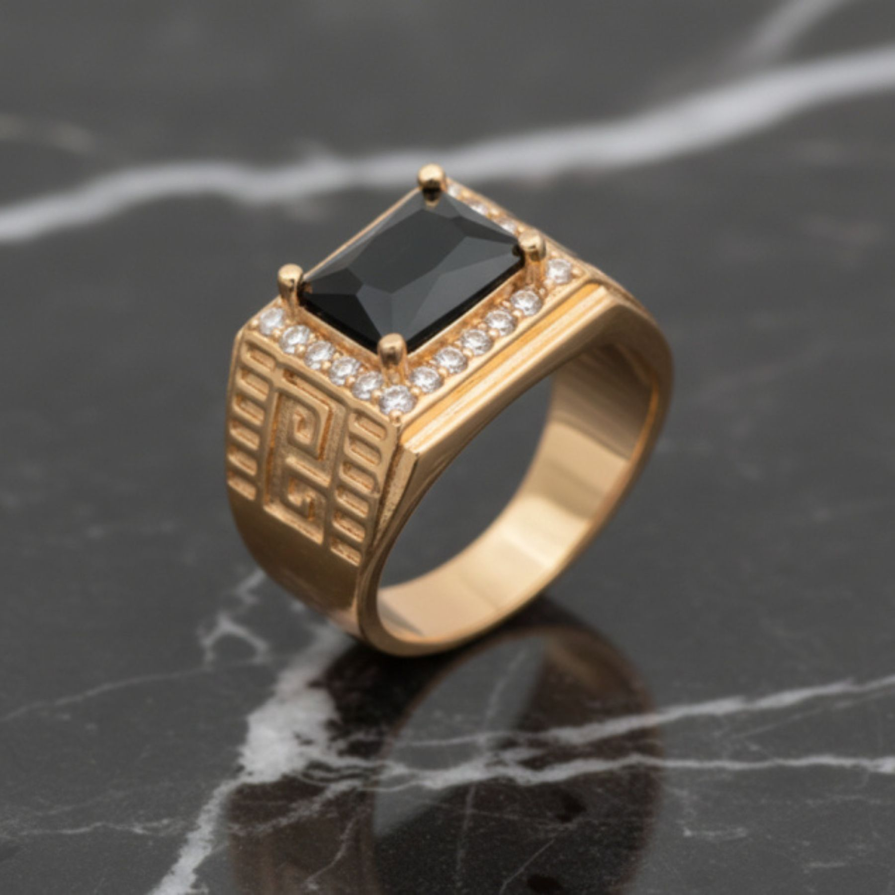 Anillo “Black Supreme”