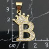Dije Letra B Corona Real Bañado en Oro 18K