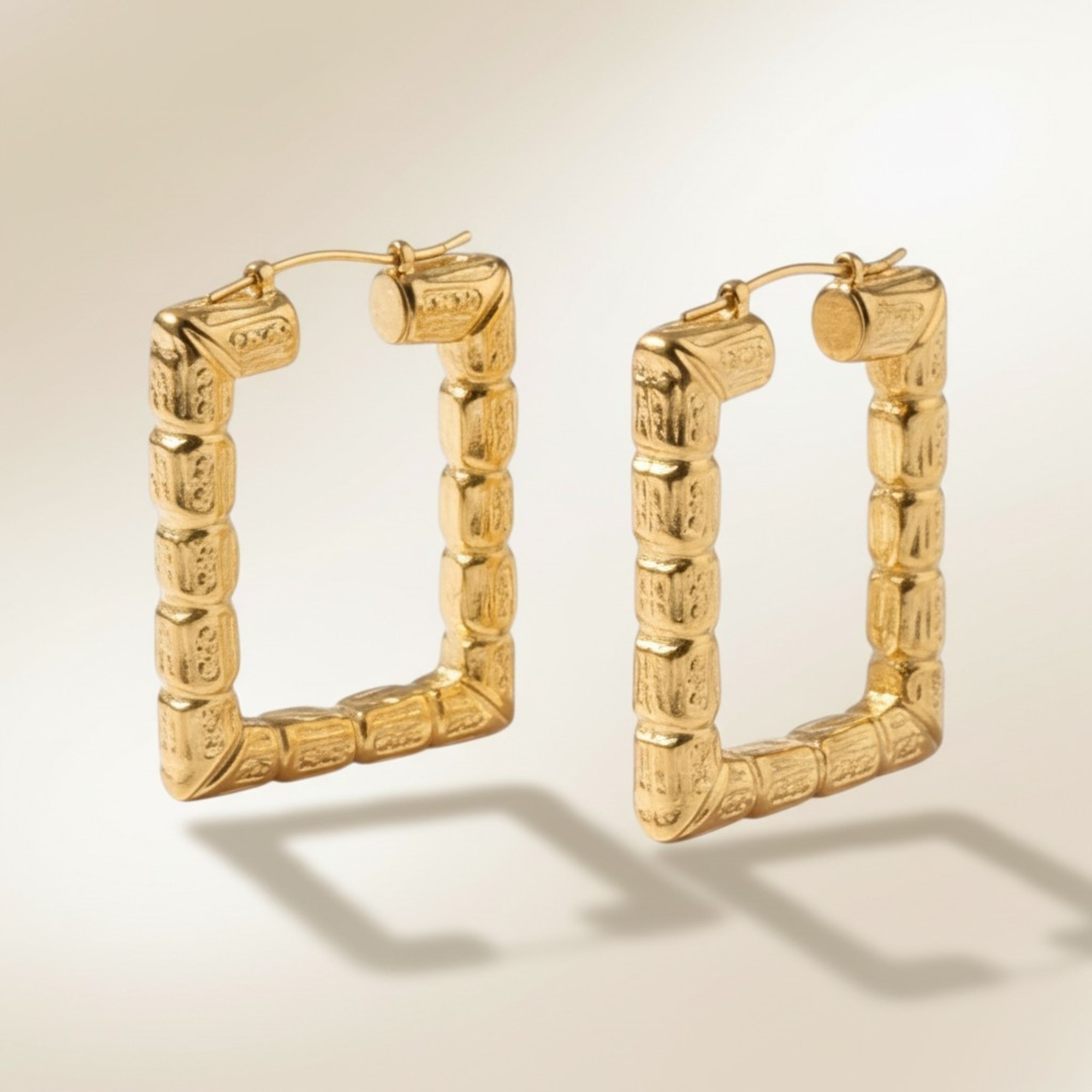 Aros Rectángulo Imperial en Oro Laminado 18K