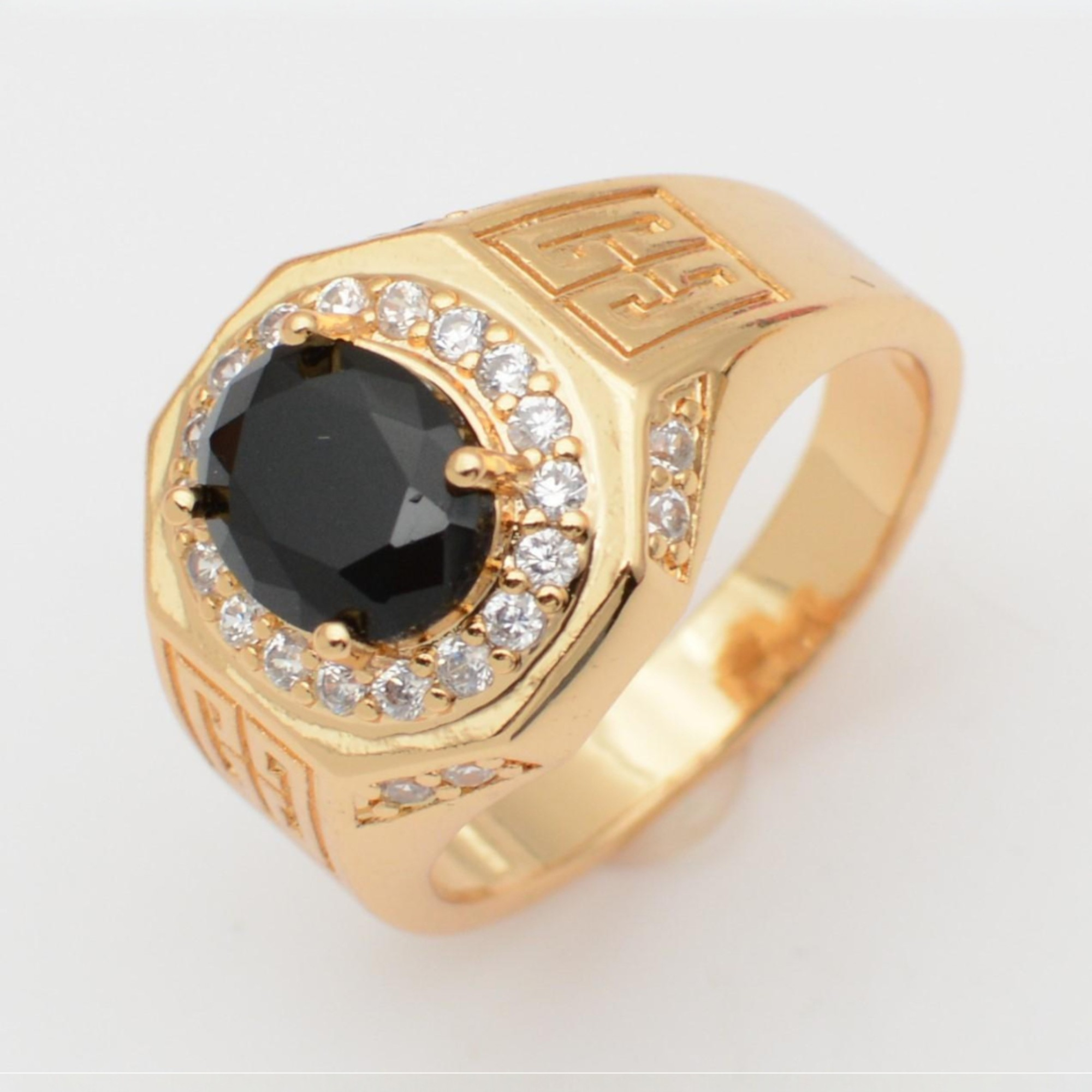 Anillo Imperial en Oro Laminado 14K con Circonias