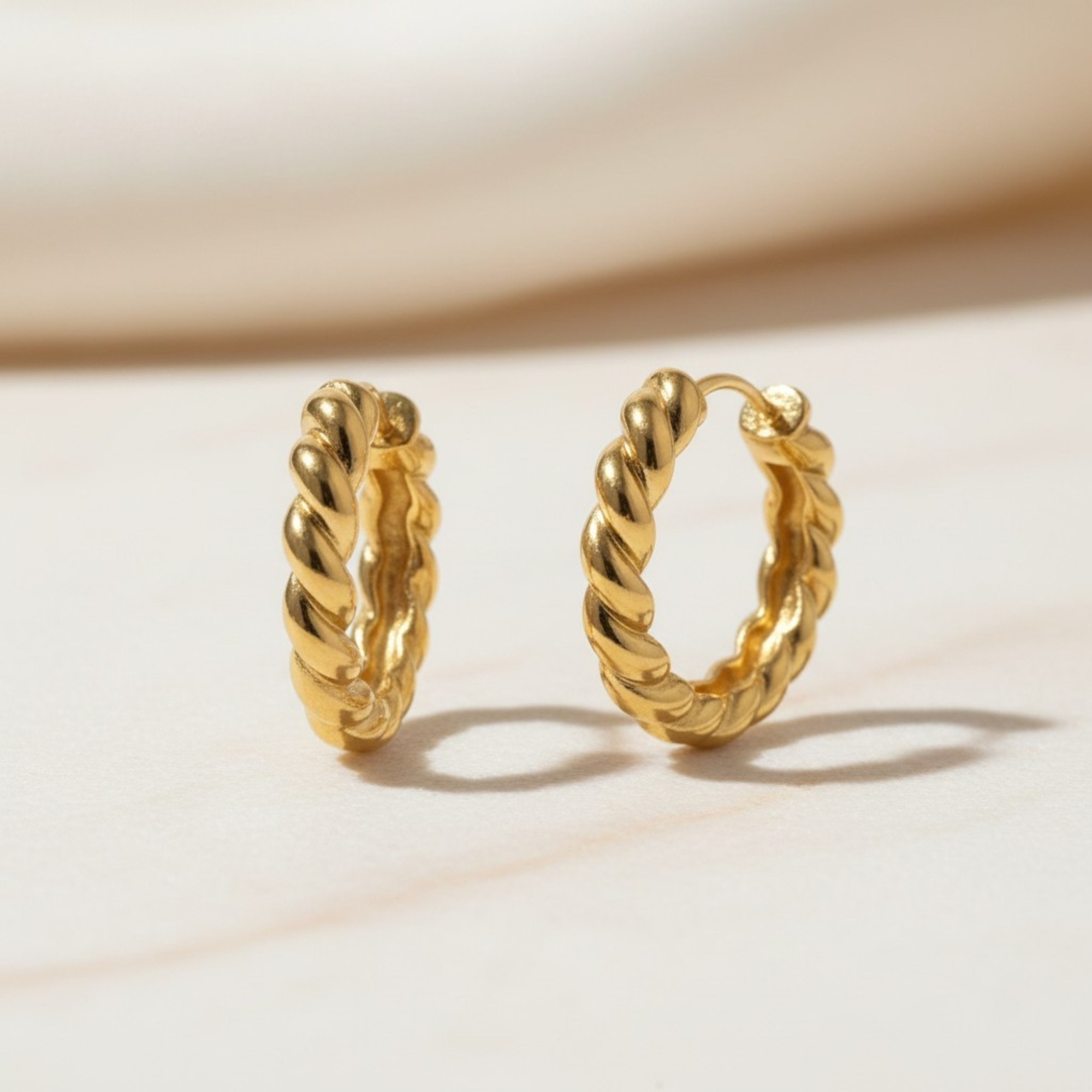 S 17 Aros Trenzados Clásicos en Oro Laminado 14K