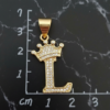 Dije Letra L Corona Real Bañado en Oro 18K