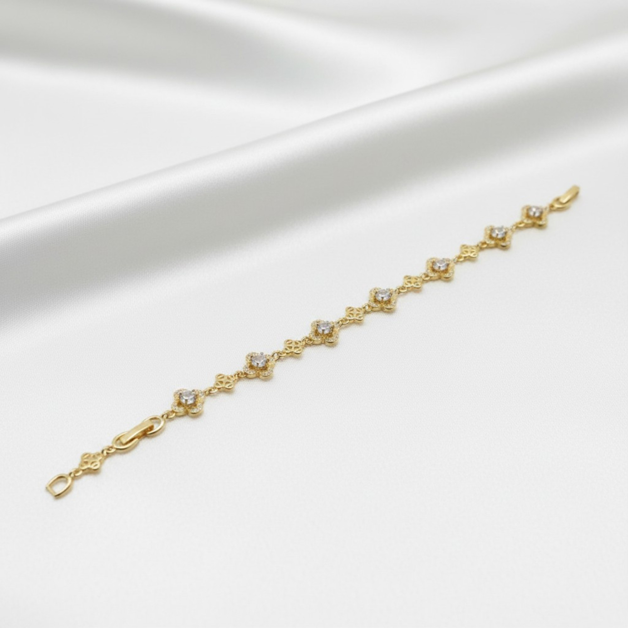 Pulsera “Brillo de Encanto” en Oro 14K