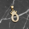 Dije Letra O Corona Real Bañado en Oro 18K