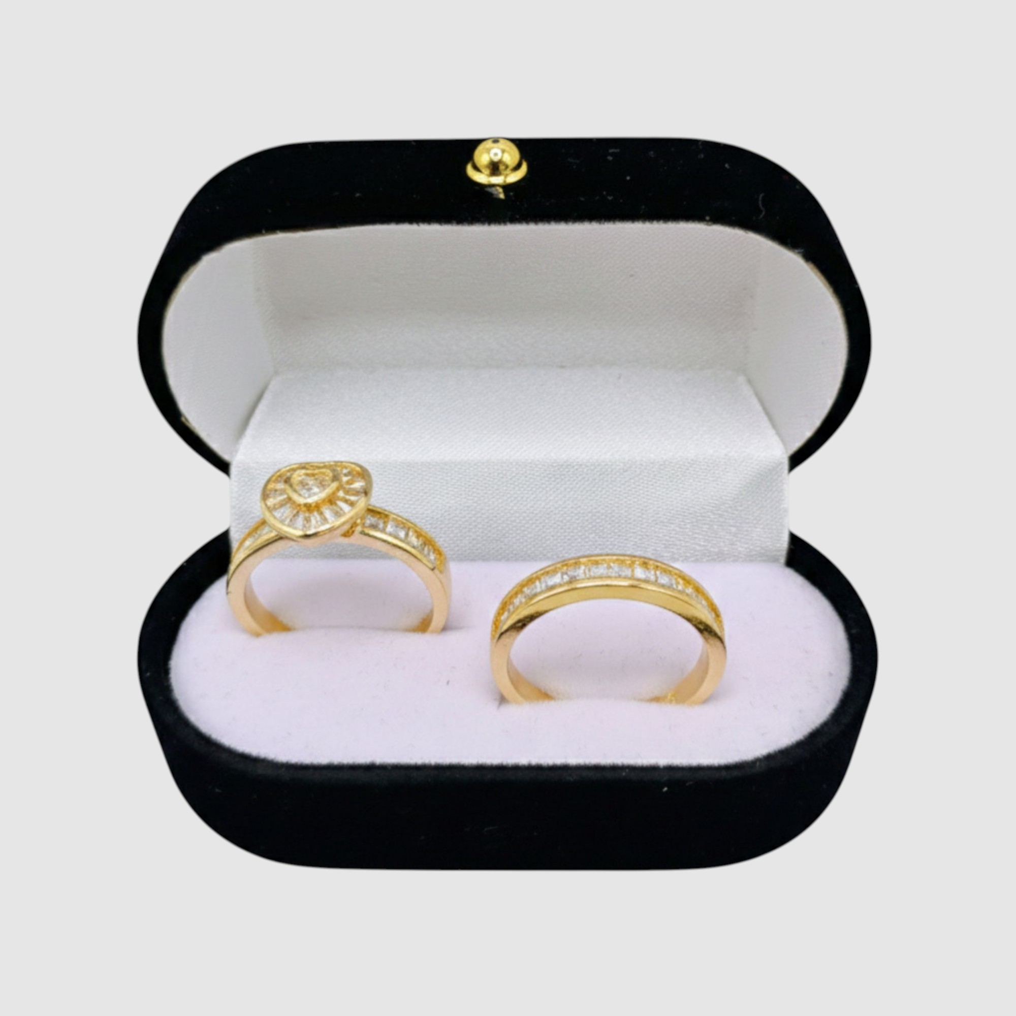 Dúo de Anillos de Compromiso Corazón en Oro Laminado 14K