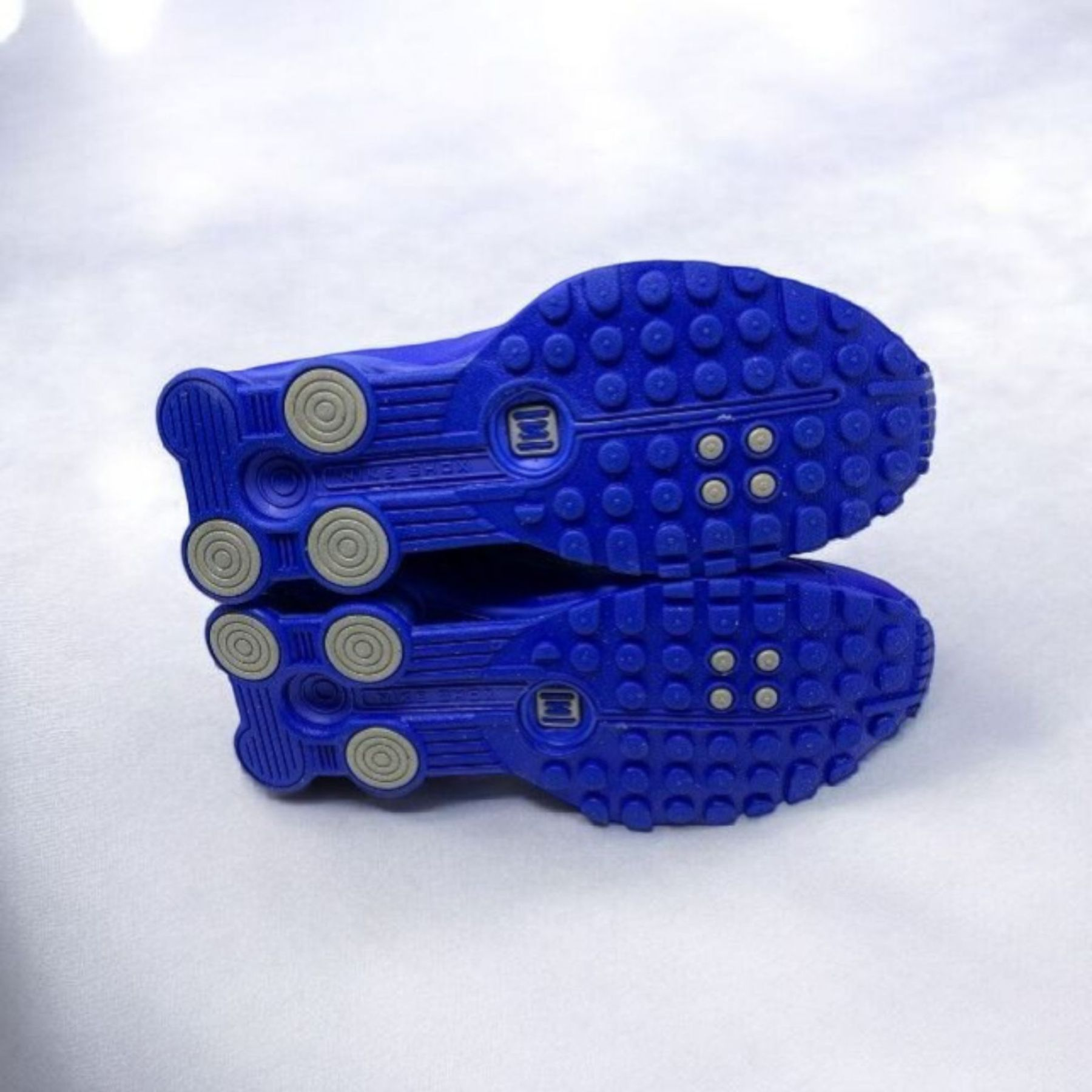 Nike Shox R4 - Zapatos Deportivos para Hombre (Azul y Plata)