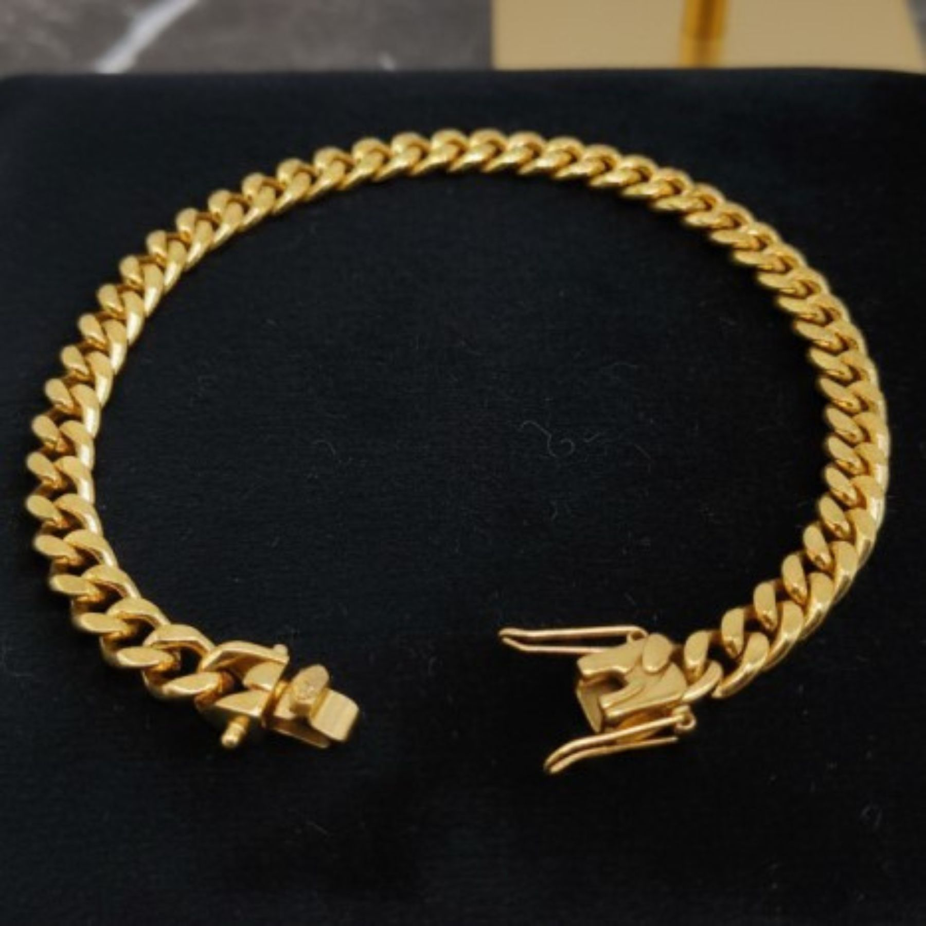 Pulsera en Oro 18k