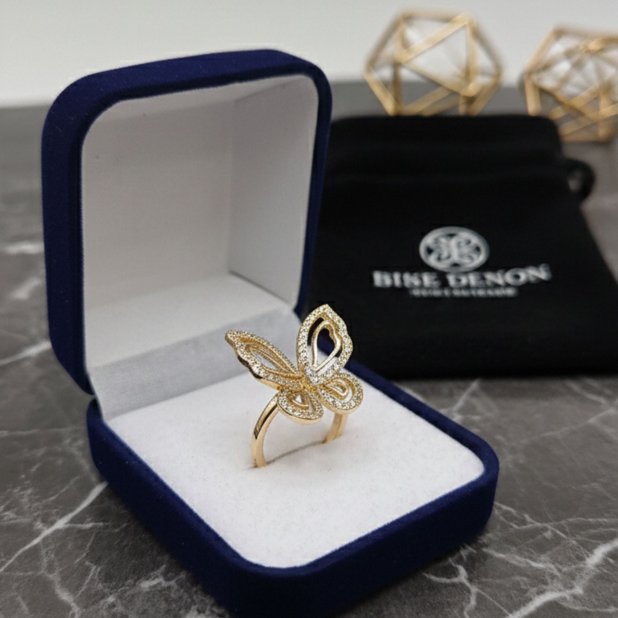 Anillo Butterfly Glam – Mariposa Dorada con Circonias