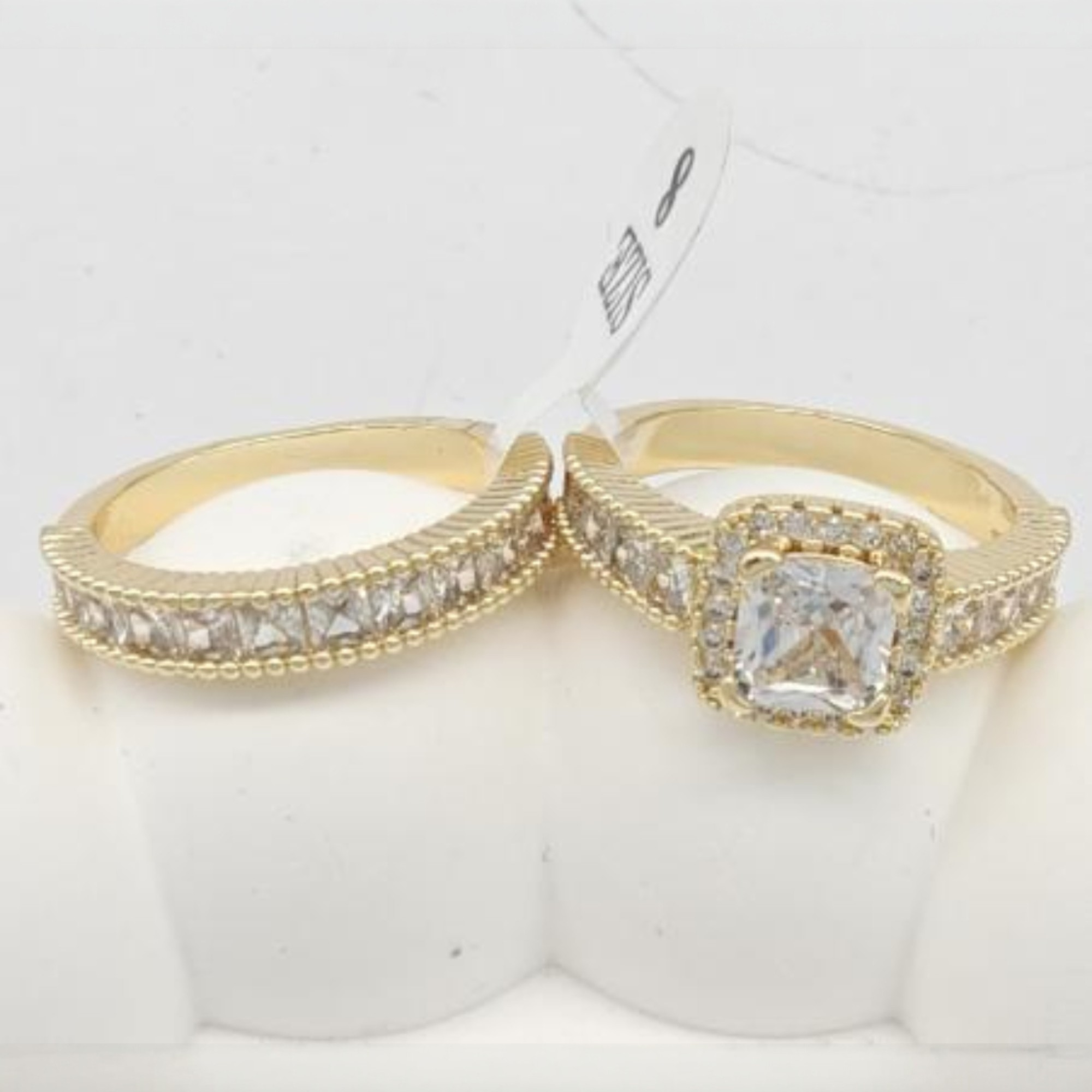 Dúo de Anillos de Compromiso Princesa en Oro Laminado 14K