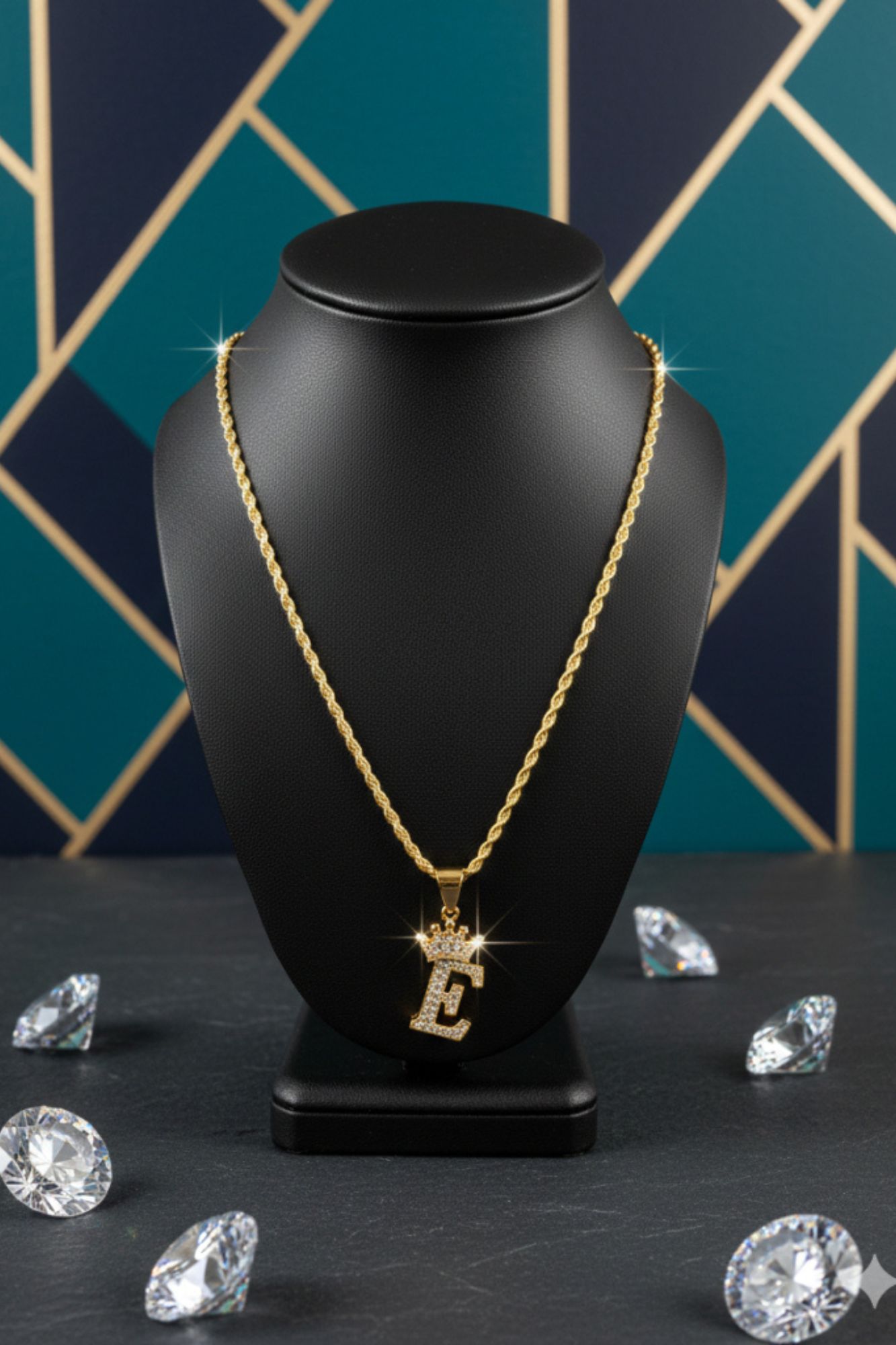 Cadena “Royal E” Bañada en Oro 18K