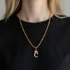 Cadena Rope Crown con dije inicial letra “C” en oro laminado 14K