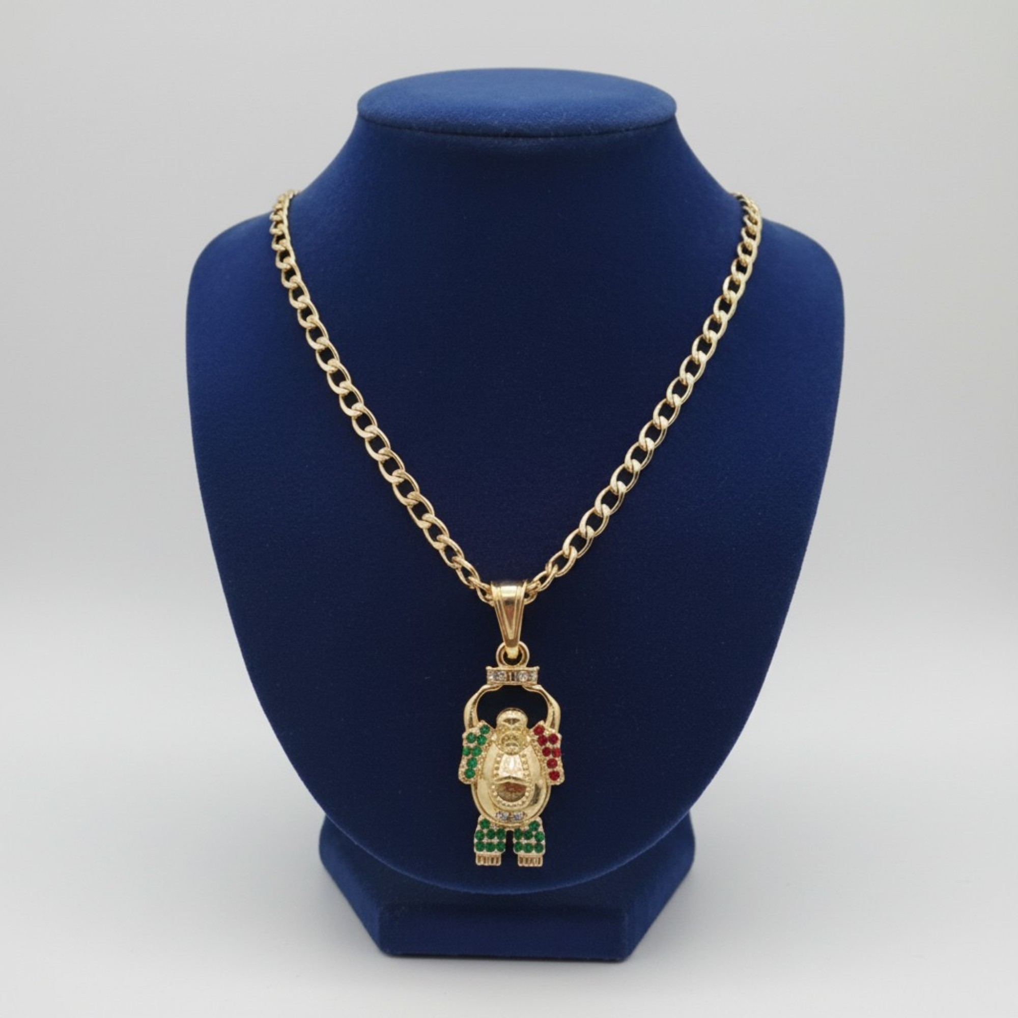 Cadena en oro laminado 18K con dije de Buda con piedras de colores
