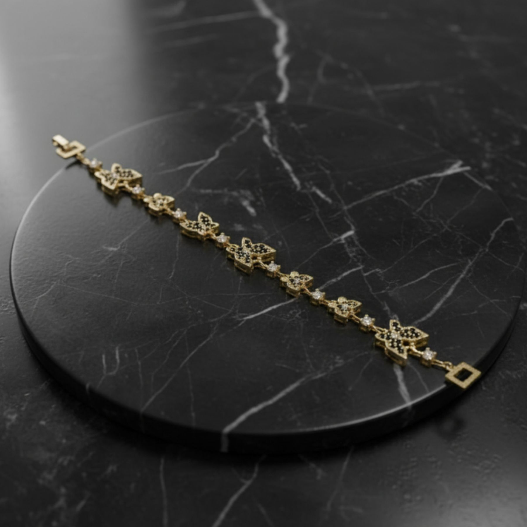 Pulsera “Mariposas Nocturnas