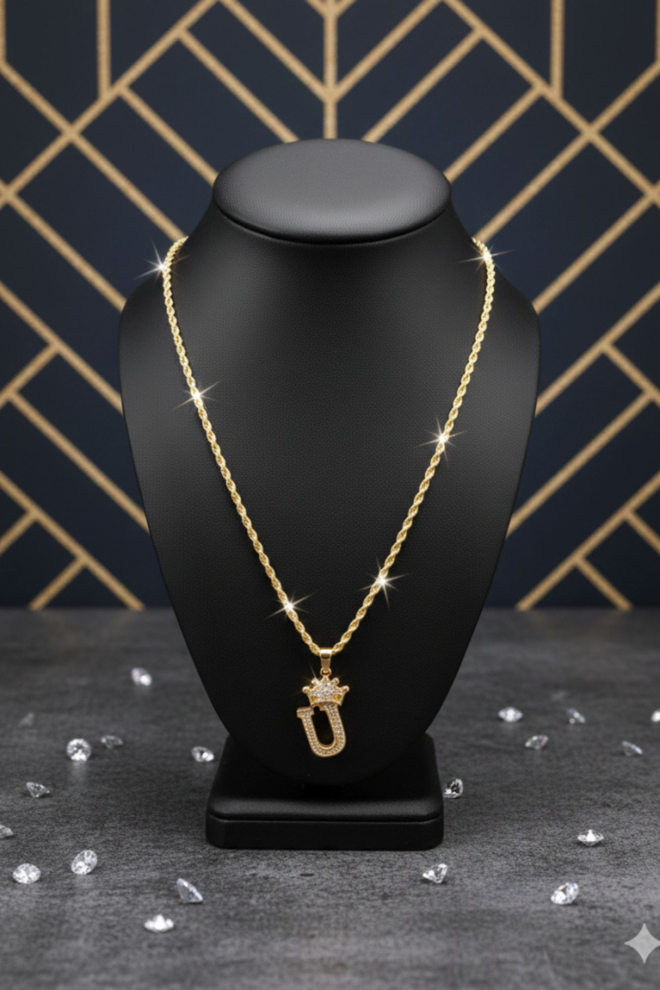 Cadena “Royal U” Bañada en Oro 18K