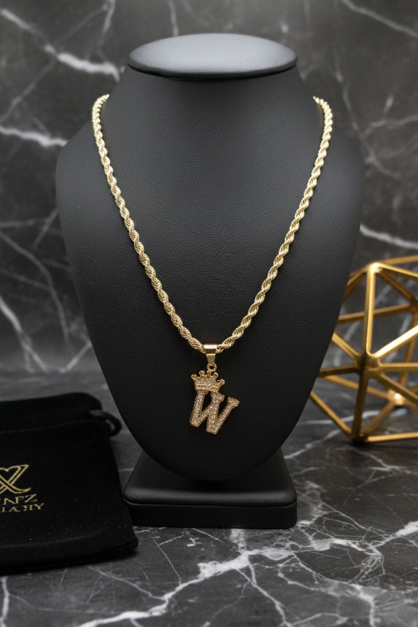 Cadena Rope Crown Inicial “W”