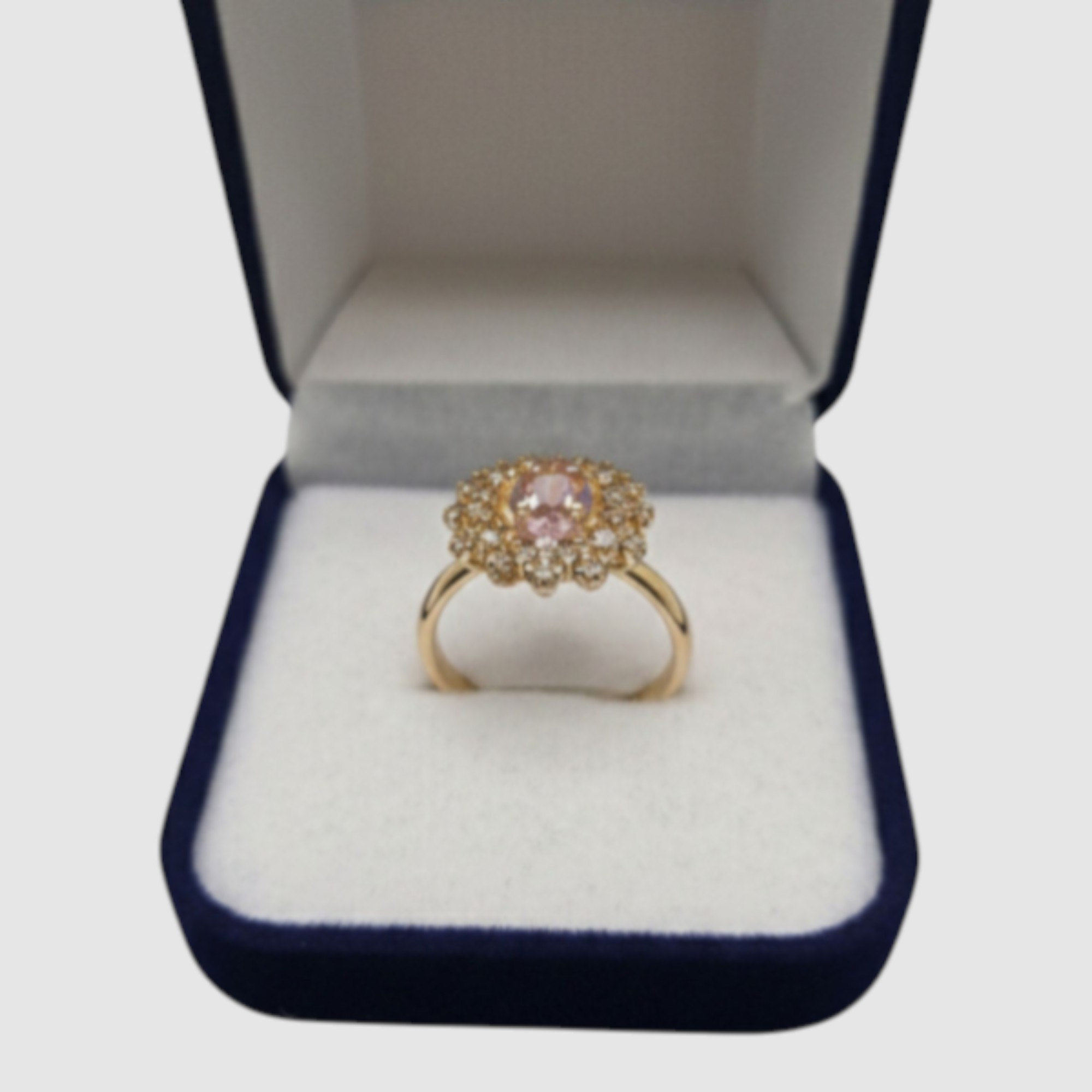 Anillo en Oro Laminado 14K  con Piedra Central