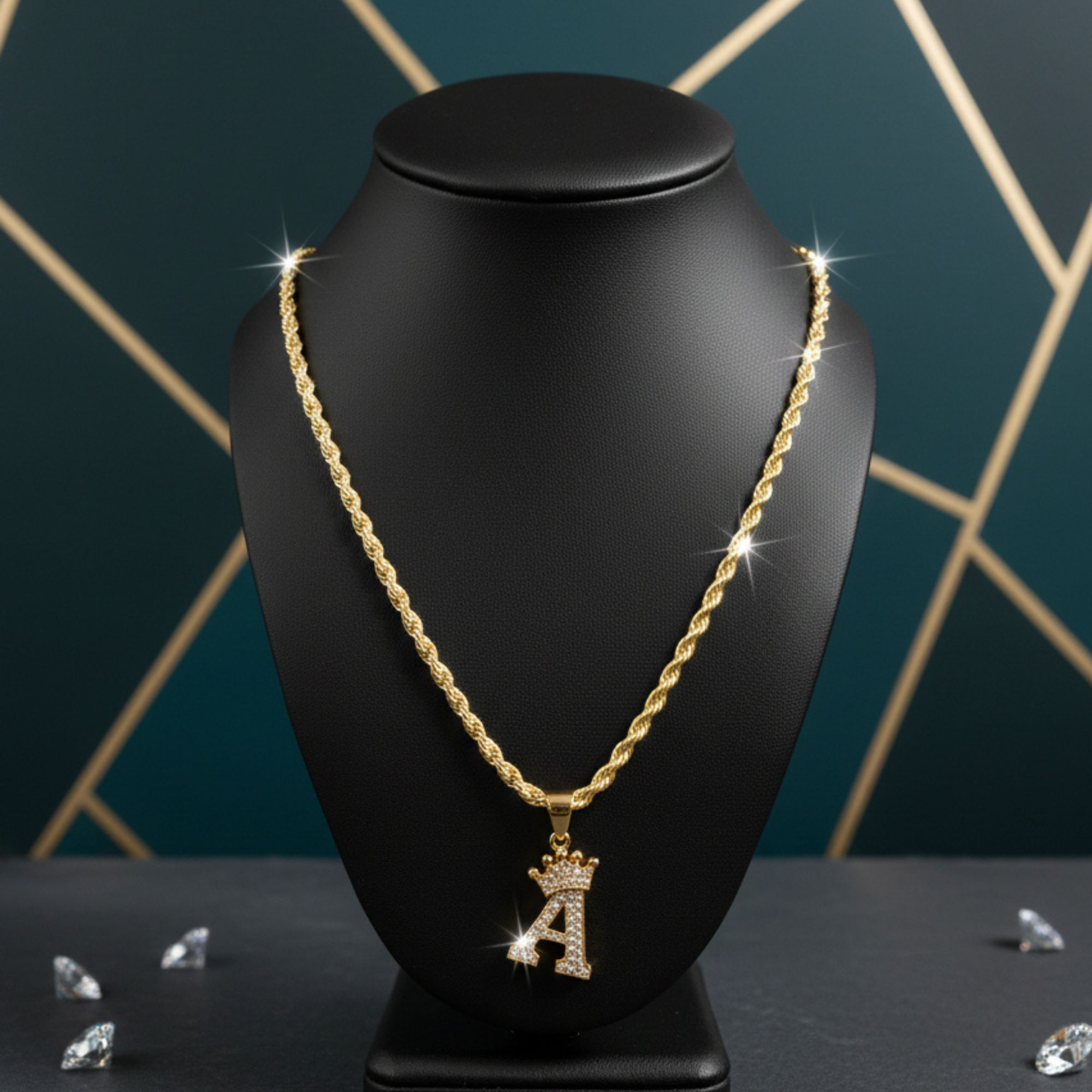 Cadena “Royal A” Bañada en Oro 18K